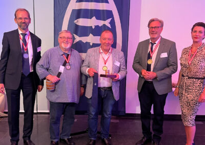 Gruppenfoto mit dem Präsidium des Matjesorden und dem Geehrten 2025.